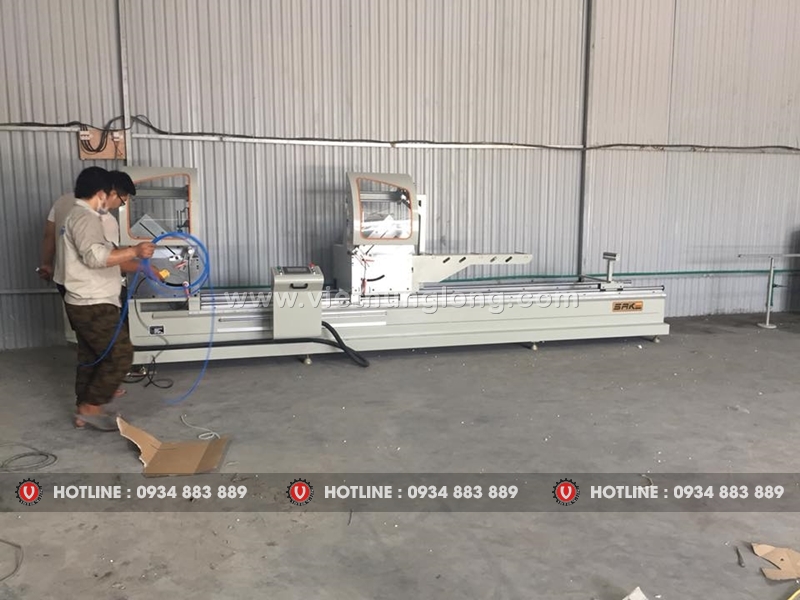 máy cắt 2 đầu nhôm CNC